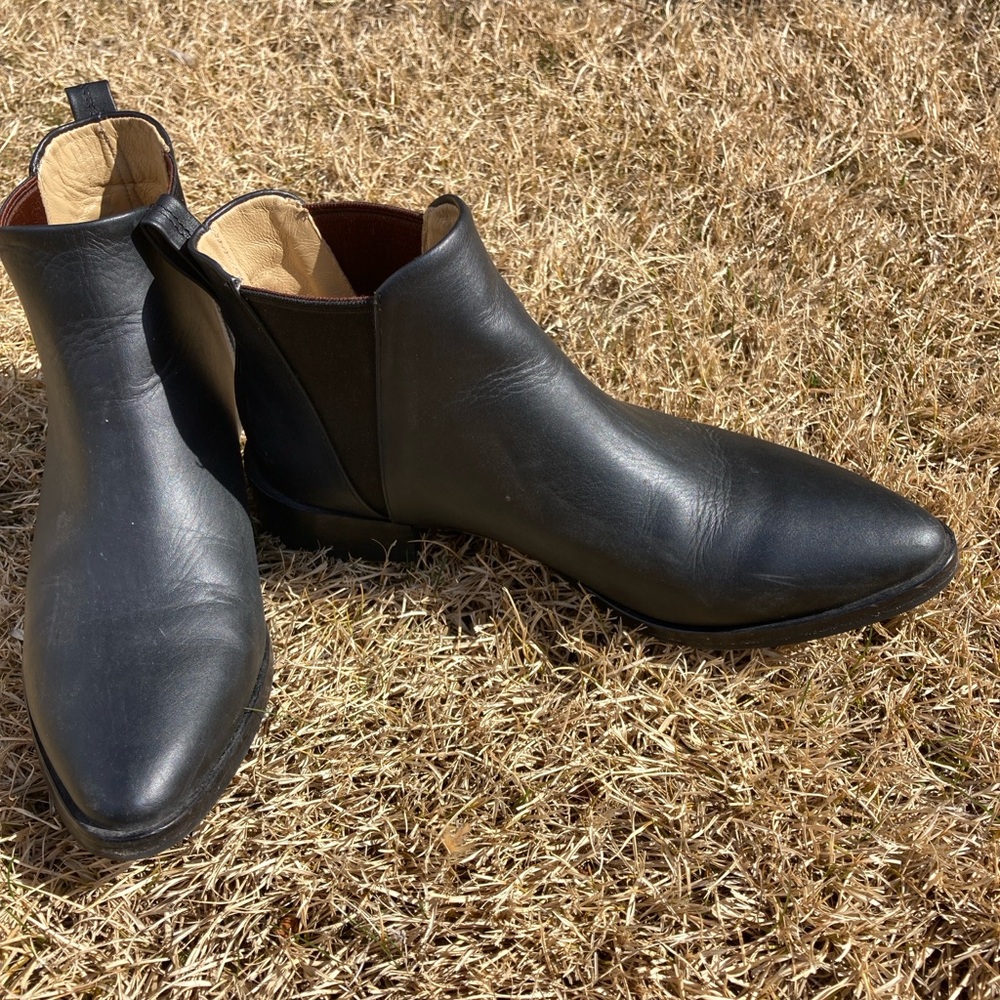 Poppy Barley black ankle boots